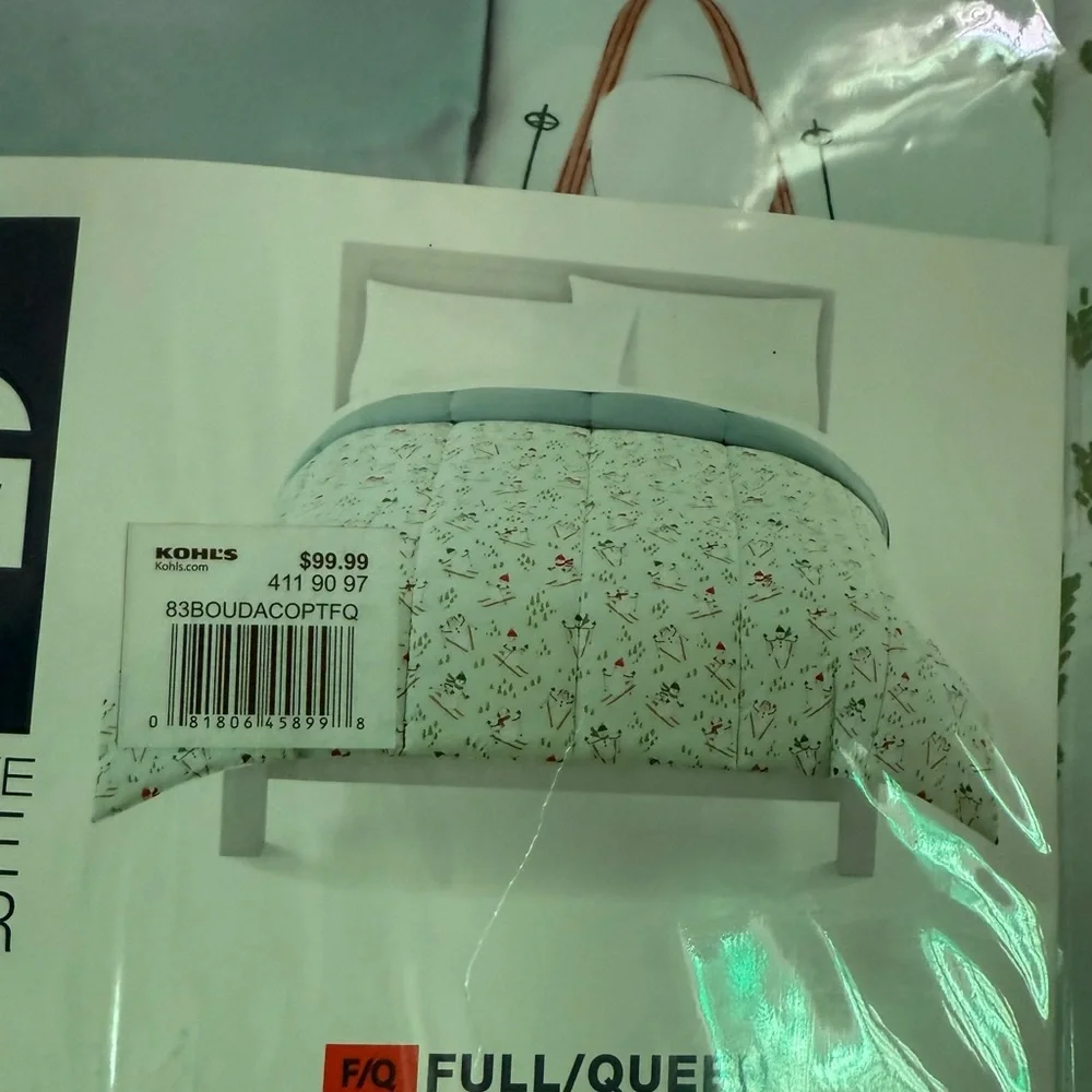 New full queen comforter